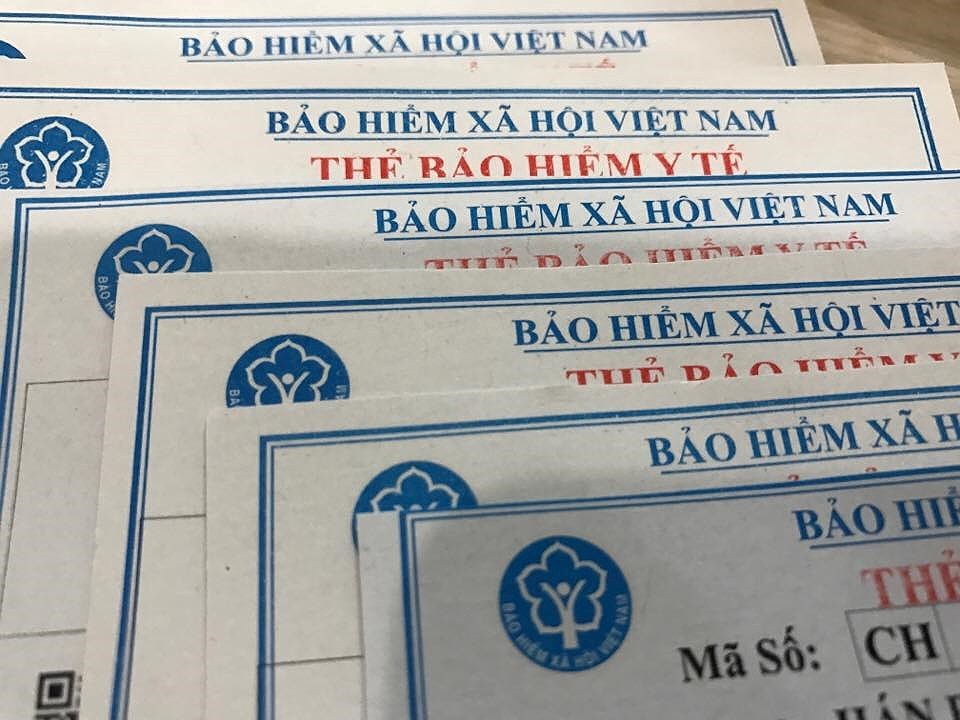 Bảo Hiểm Y Tế: Bí Quyết Đầu Tư Sức Khỏe & Tiết Kiệm Chi Phí